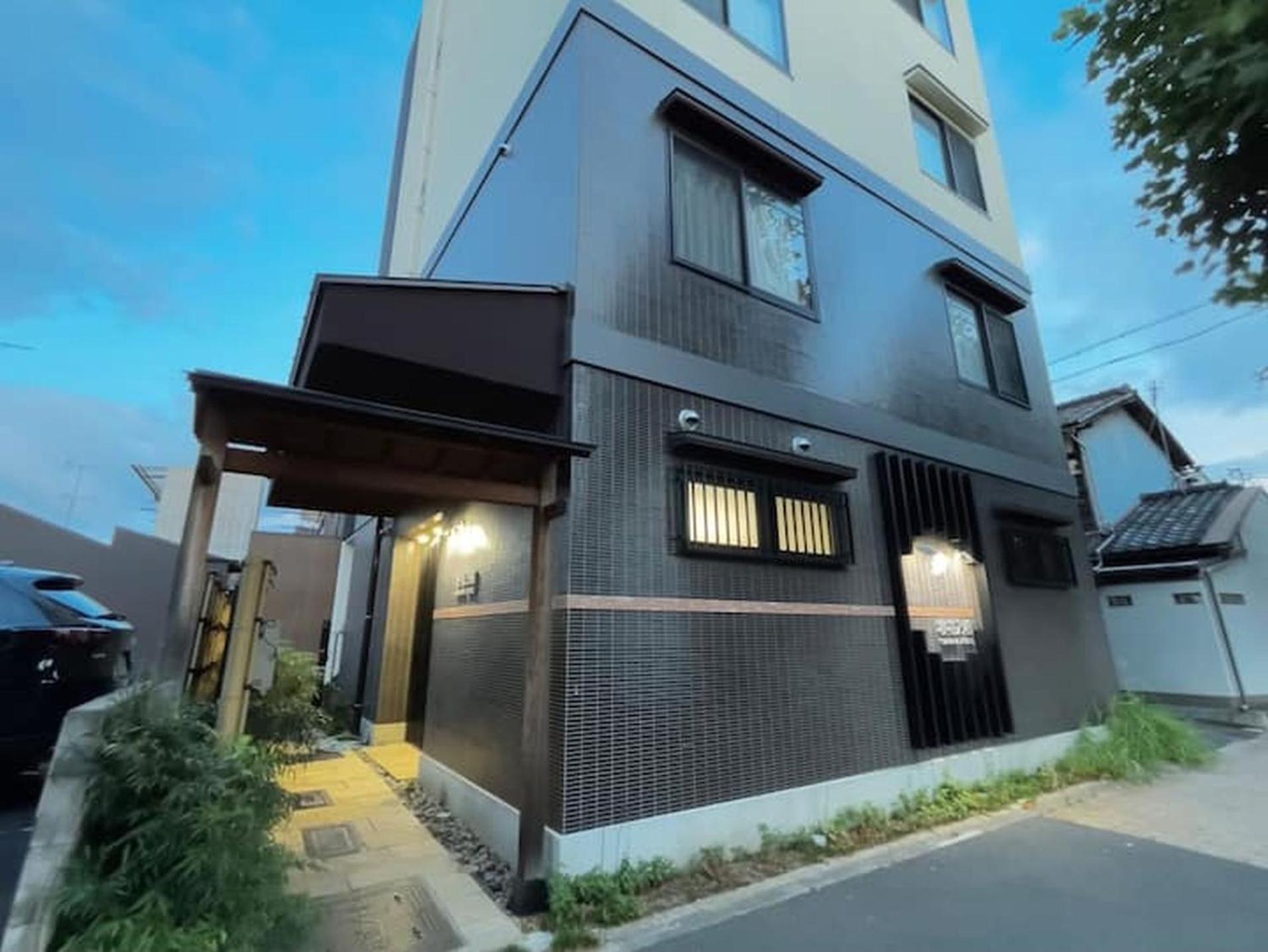Kyoto Jujo 02 京都十条 02 — Photos 1